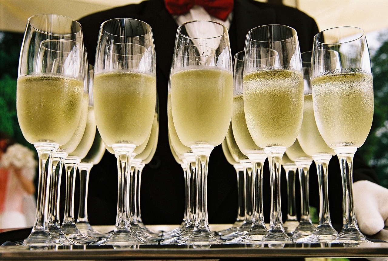 Image d'apéritifs - Flûtes de champagne