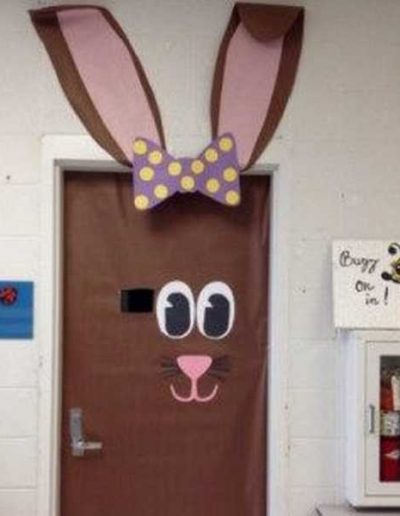 Photo 11 Pâques décoration de porte de classe lapin - Ma Folie Des Fêtes