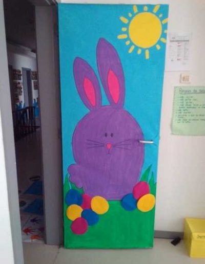 Photo 8 Pâques décoration de porte de classe lapin - Ma Folie Des Fêtes